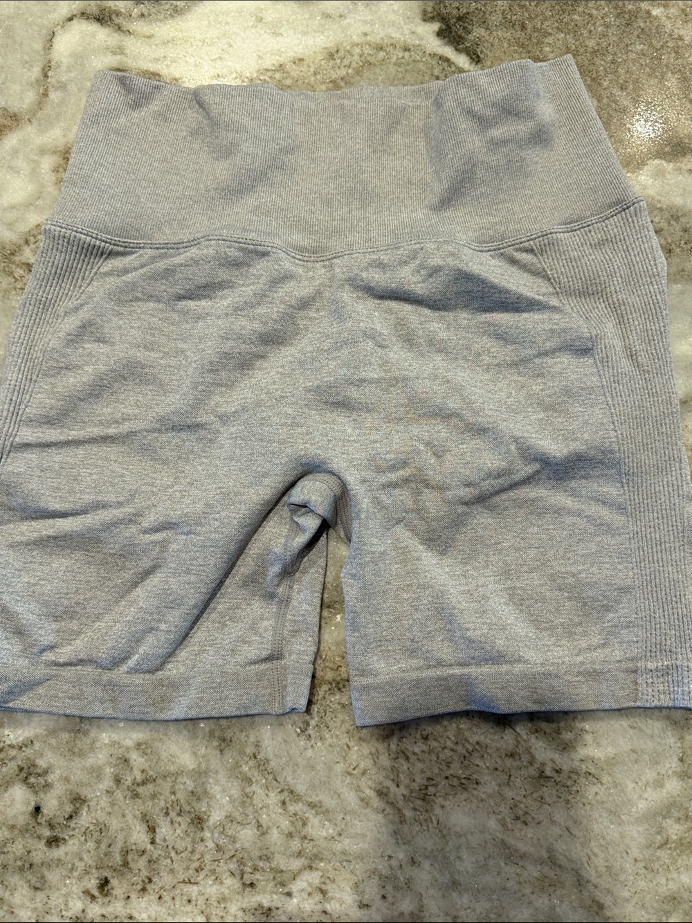 High-Waist Seamless Women’s Bike Shorts — Light Gray